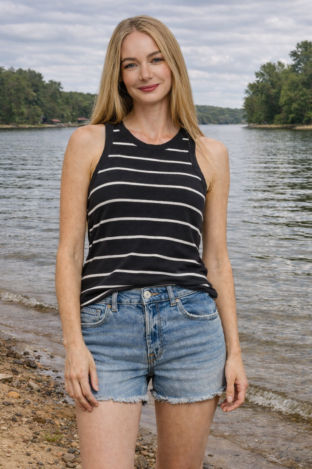 Everyday Striped Round Neck Tank Top